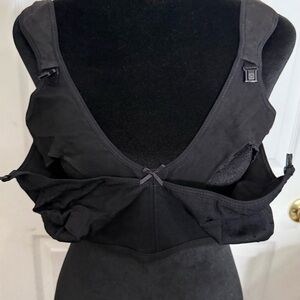 Woman’s Beautiful Beginnings Black Seamless Softcup Maternity Nursing Bra Sz 42D
